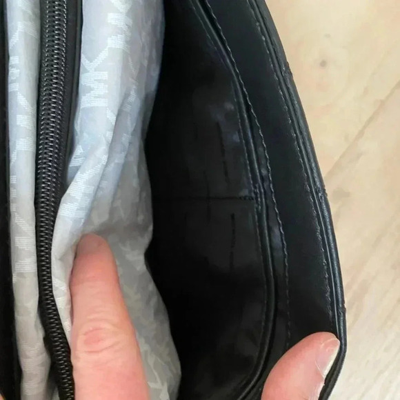 MICHAEL Michael Kors Sloan Large Quilted Leather - Picture 7 of 12